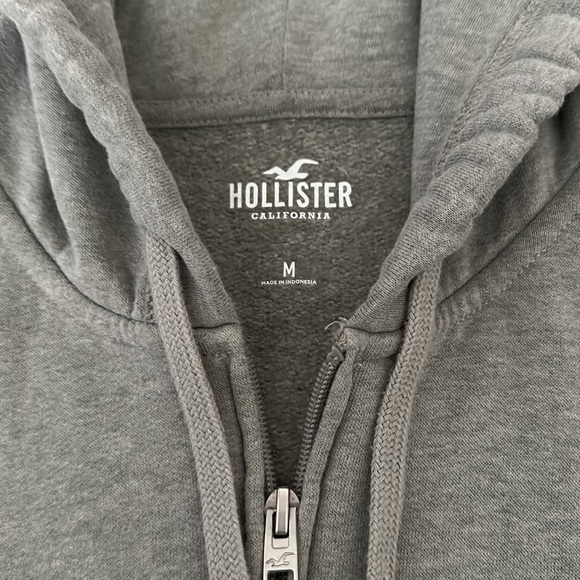 grey crop hoodie - Picture 3 of 3